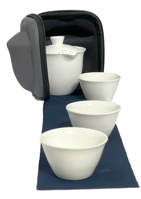 Clam - Travel Teaset - Molded Case - Ceramic Teapot -3 Teacup Set