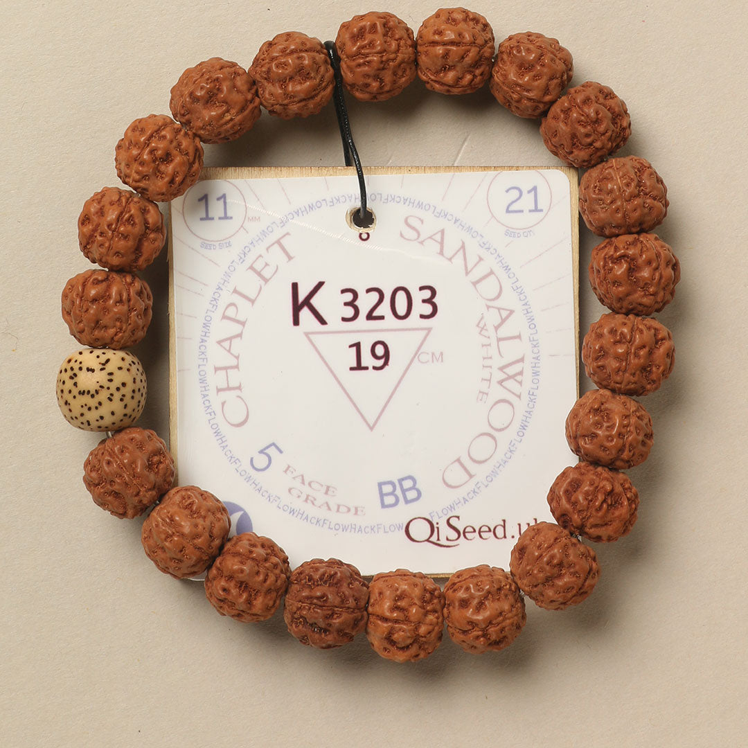 K3203 - White Sandalwood Chaplet 19 cm L+