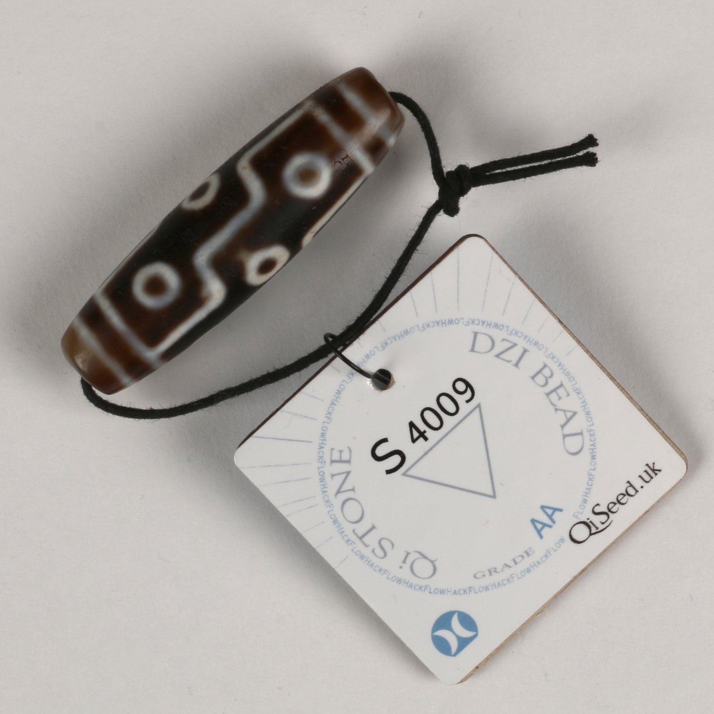 S4008 - Qi-Gem Dzi Stone grade AA