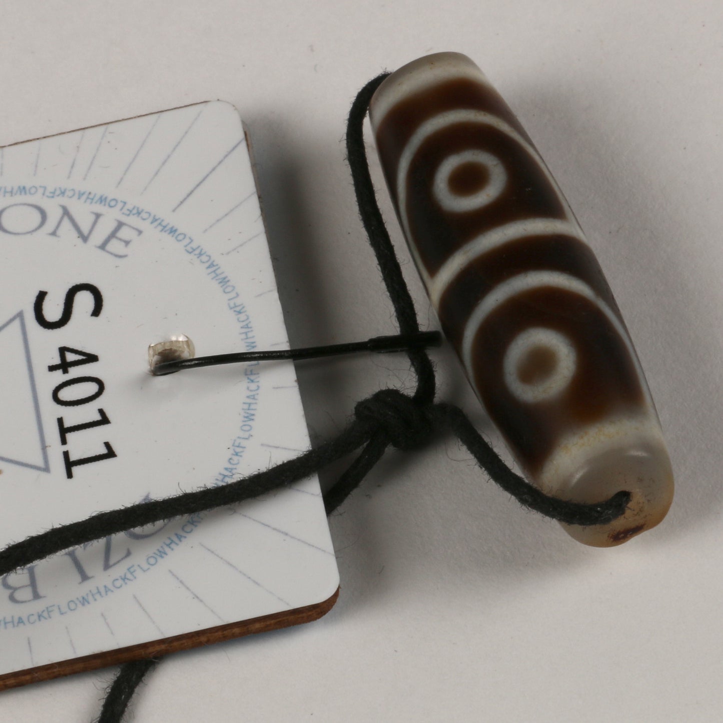 S4011 - Qi-Gem Dzi Stone grade AA