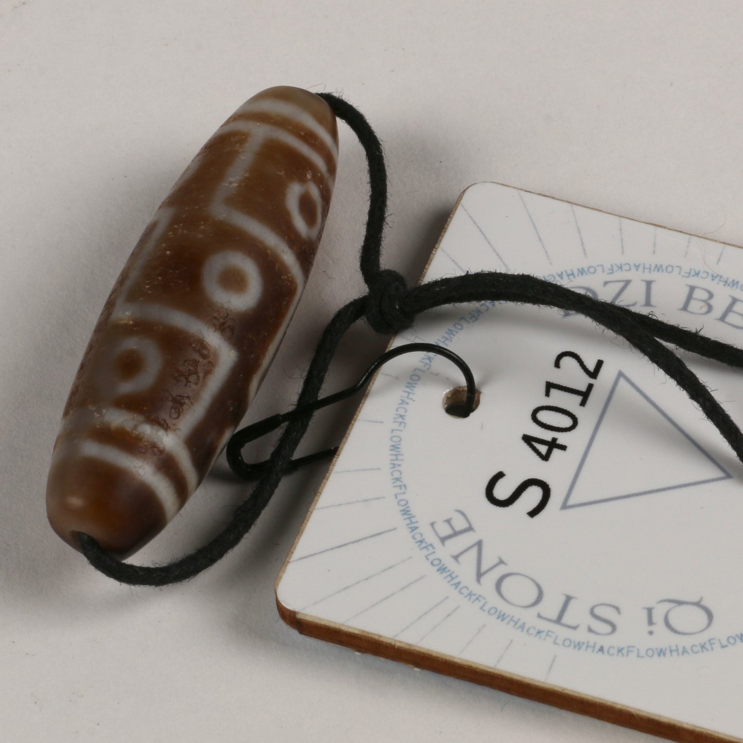 S4012 - Qi-Gem Dzi Stone grade AA