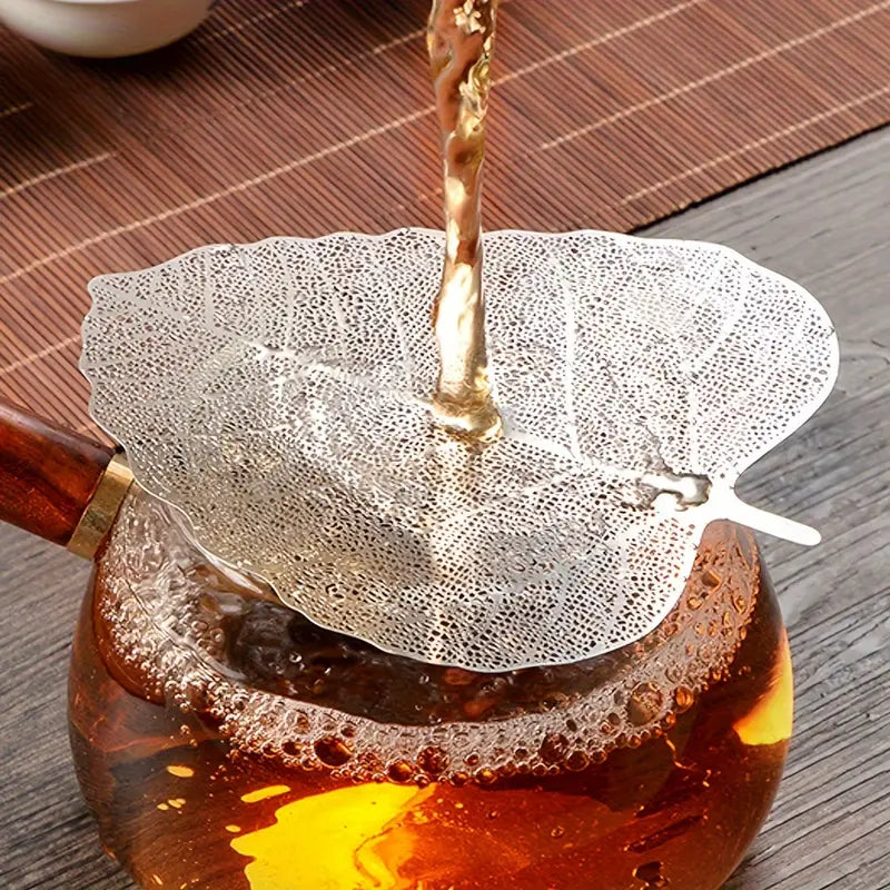 Bodhi Silver- Silvery Metal Tea strainer
